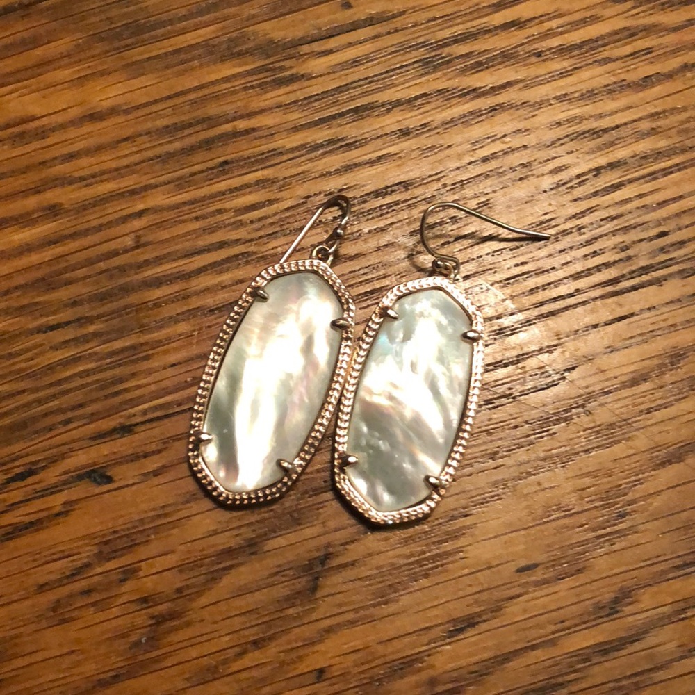 Kendra Scott Elle Drop Earrings